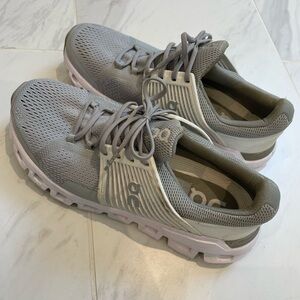 On Running Cloudswift Women’s Shoes - Size 7.5 Gray